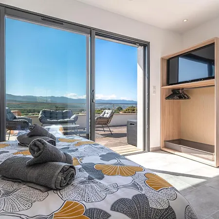 O Loupiots - Joli Duplex Climatise A Porticcio Apartment *